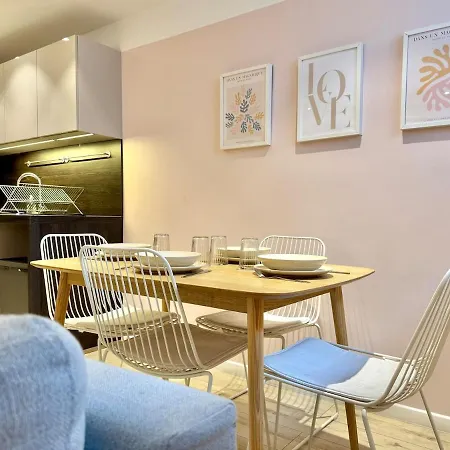 شقة Cosy Hypercentre