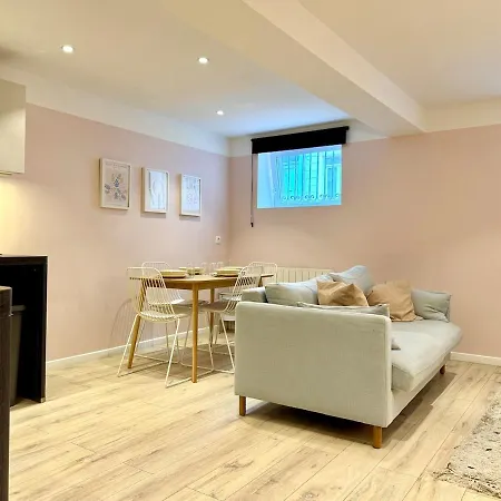 Cosy Hypercentre شقة ليل